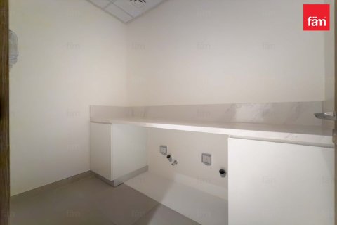 Вилла с 4 спальнями в Дубай, ОАЭ №117600 13