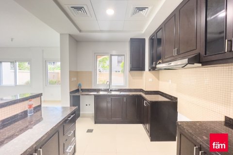 3 bedrooms Townhouse  No. 117601 19