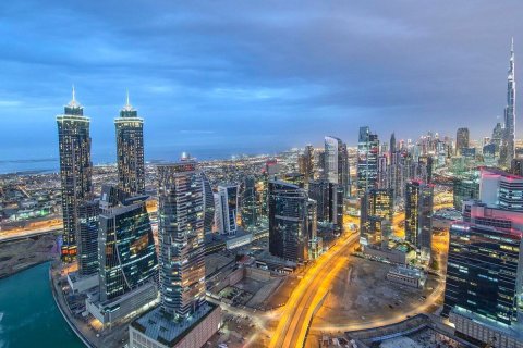 2 bedrooms Apartment in Business Bay, UAE No. 207937 8