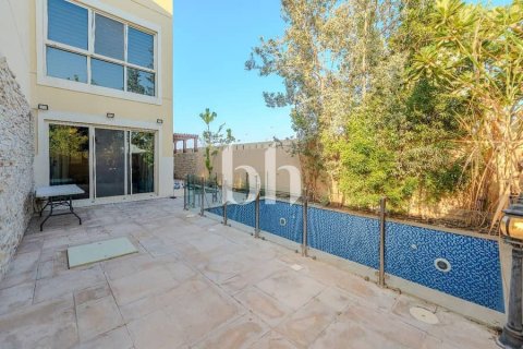 Villa de 5 dormitorios  No. 112873 15