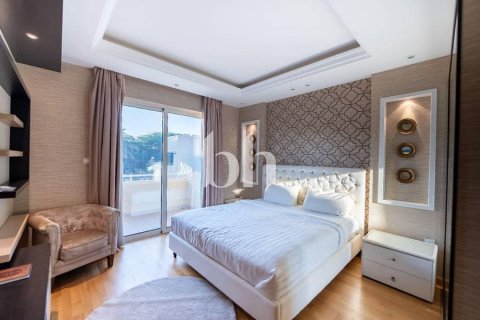 Villa de 5 dormitorios  No. 112873 10