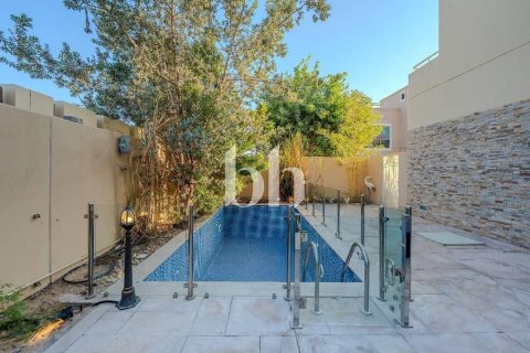 Villa de 5 dormitorios  No. 112873 13