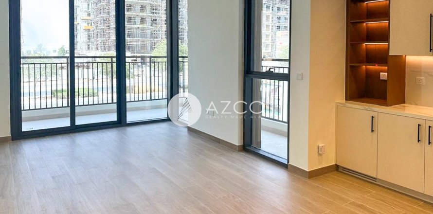 Appartement de 2 chambres à Town Square, UAE No. 92301