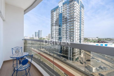 Квартира с 2 спальнями в Dubai Sports City, ОАЭ №209748 17
