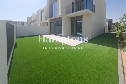 4 bedrooms Townhouse in Al Manara, UAE No. 145130 10