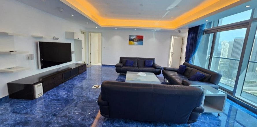 2 bedrooms Apartment in Dubai, UAE No. 140558