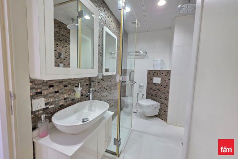 2 bedrooms Apartment in Dubai, UAE No. 140558 15