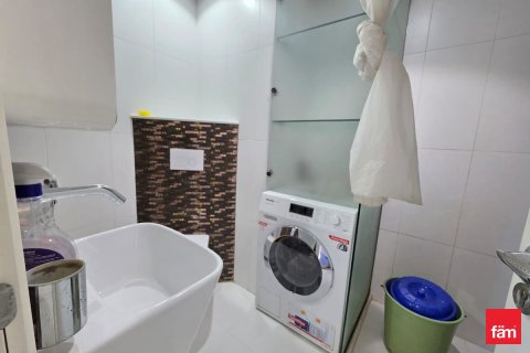 2 bedrooms Apartment in Dubai, UAE No. 140558 14