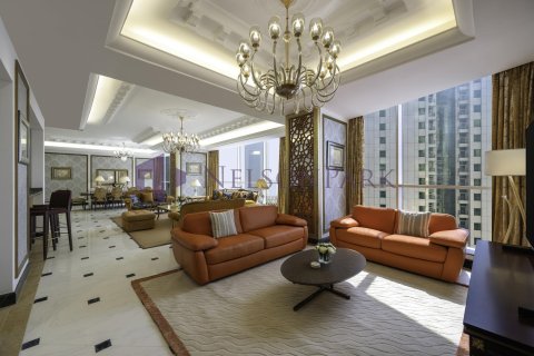 3 bedrooms Duplex in Doha, Qatar No. 58410 3