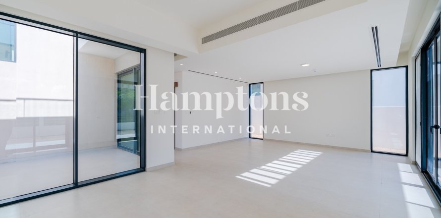 Villa de 4 dormitorios en Arabian Ranches 3, UAE No. 146642