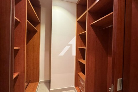 Квартира с 2 спальнями в Central Park Tower, ОАЭ №132289 7