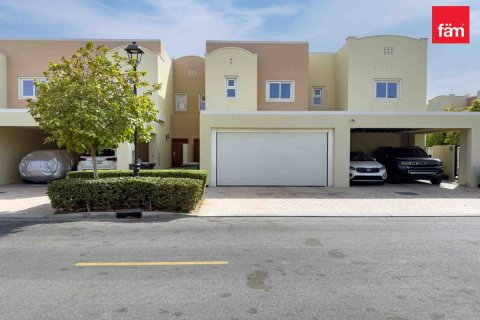 3 bedrooms Townhouse in Dubai, UAE No. 187544