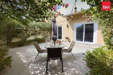 3 bedrooms Townhouse in Dubai, UAE No. 187544 5