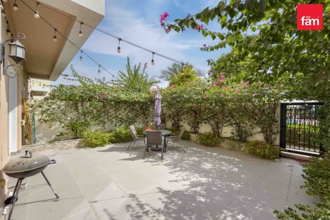 3 bedrooms Townhouse in Dubai, UAE No. 187544 3