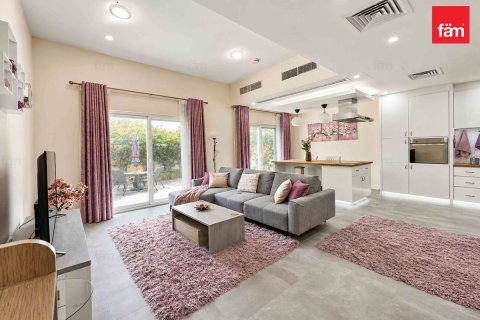 3 bedrooms Townhouse in Dubai, UAE No. 187544 9