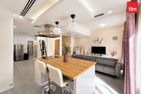3 bedrooms Townhouse in Dubai, UAE No. 187544 8