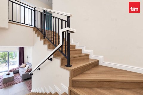 3 bedrooms Townhouse in Dubai, UAE No. 187544 11