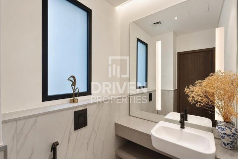 4 bedrooms Villa in District One, UAE No. 191863 21