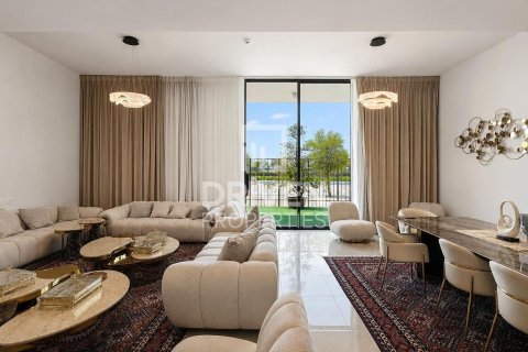 4 bedrooms Villa in District One, UAE No. 191863 3