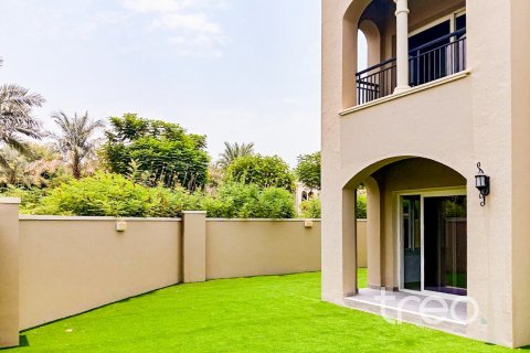 Villa de 3 dormitorios en Bella Casa, UAE No. 200813 14