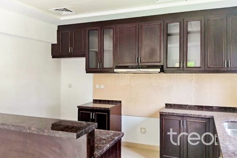 Villa de 3 dormitorios en Bella Casa, UAE No. 200813 6