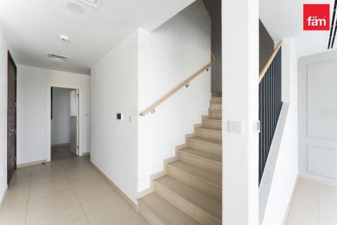 Вилла с 3 спальнями в Дубай, ОАЭ №127242 9