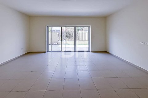 Apartment de 3 dormitorios en Dubai South (Dubai World Central), UAE No. 91852 17