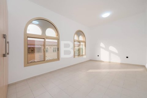 Вилла с 4 спальнями в Falcon City of Wonders, ОАЭ №91853 18