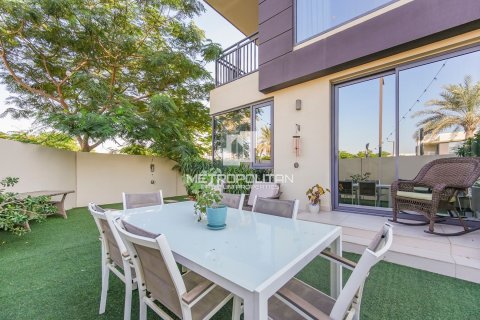 4 غرف نوم فيلا رقم 129372 9