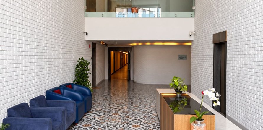 Apartment de 1 dormitorio en Motor City, UAE No. 207751