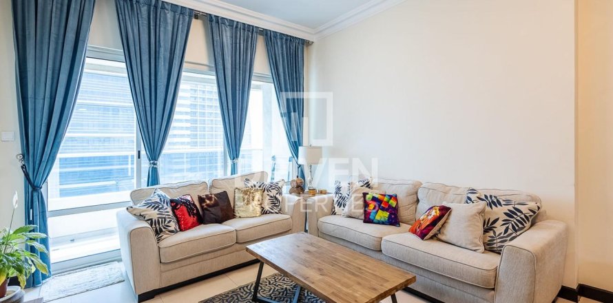 1 bedroom Apartment in Jumeirah Lake Towers, UAE No. 191340