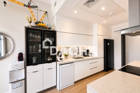 2 bedrooms Apartment in Motor City, UAE No. 162033 18