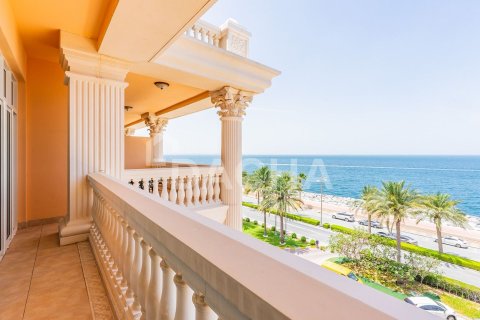 Apartment de 2 dormitorios en The Crescent, UAE No. 162029 25