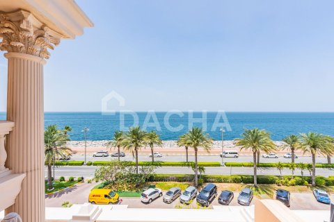 Apartment de 2 dormitorios en The Crescent, UAE No. 162029 7
