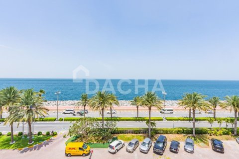 Apartment de 2 dormitorios en The Crescent, UAE No. 162029 4