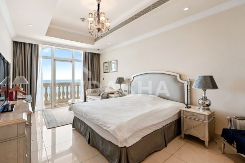 Apartment de 2 dormitorios en The Crescent, UAE No. 162029 23