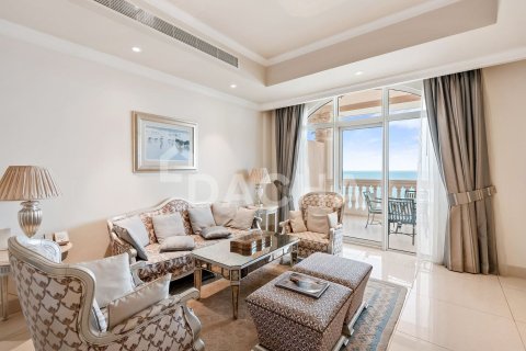 Apartment de 2 dormitorios en The Crescent, UAE No. 162029 27
