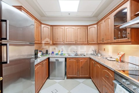 Apartment de 2 dormitorios en The Crescent, UAE No. 162029 13