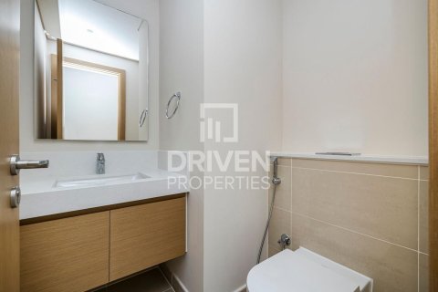 Apartment de 3 dormitorios en Harbour Gate, UAE No. 202572 15