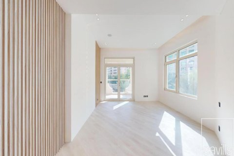2 bedrooms Apartment in Shoreline Apartments, UAE No. 203742 9