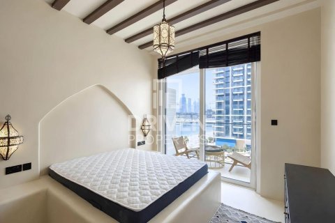 1 bedroom Apartment in EMAAR Beachfront, UAE No. 192879 8