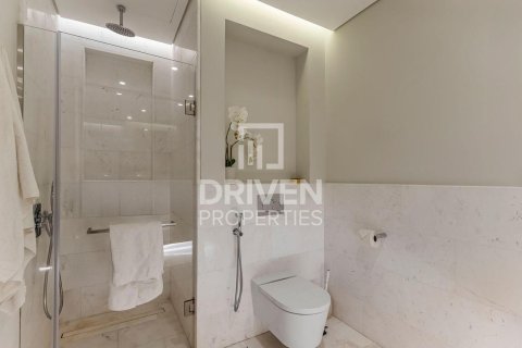 Квартира студия в The Palm Tower, ОАЭ №192880 14
