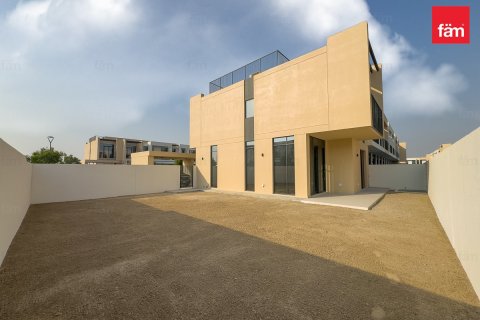 4 bedrooms Villa  No. 131244 2