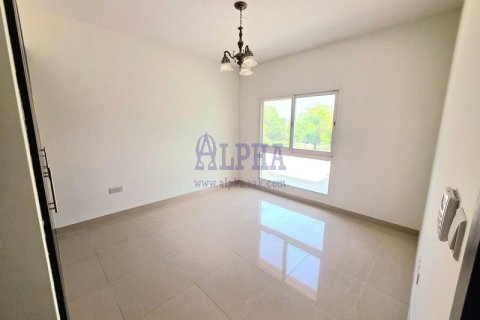 Вилла с 3 спальнями в Mina Al Arab, ОАЭ №165037 12