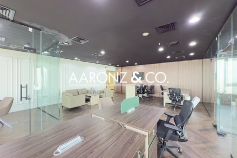 82m² Office in Business Bay, UAE No. 132840 8