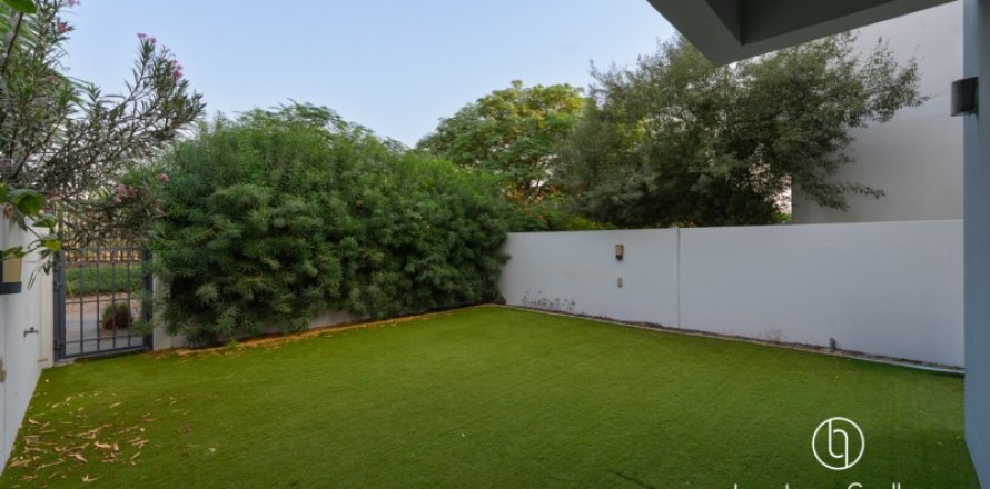 3 bedrooms Villa in Dubai Hills Estate, UAE No. 151302