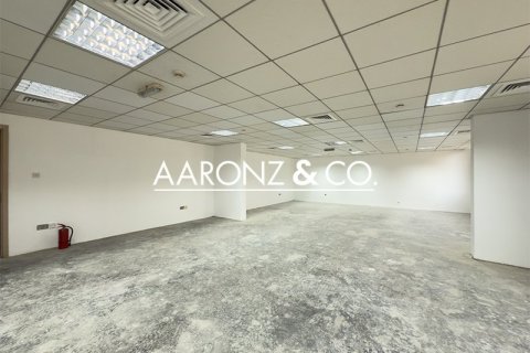 Офис 4015м² в Дубай Инвестмент Парк, ОАЭ №151296 19