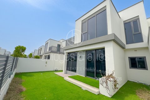 4 bedrooms Villa in Dubai Hills Estate, UAE No. 151299 12