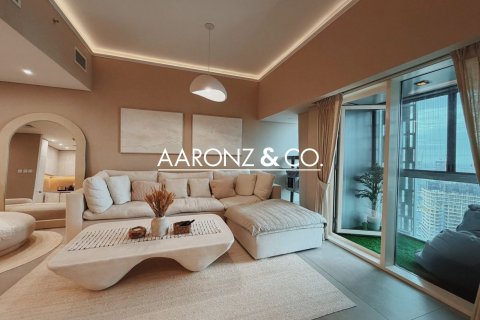 2 bedrooms Apartment in Cayan Tower, UAE No. 151297