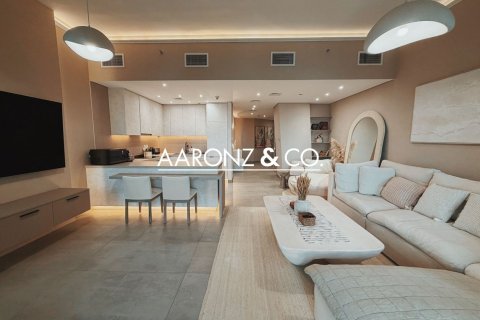 2 bedrooms Apartment in Cayan Tower, UAE No. 151297 17
